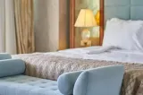 10 obiecte din camera de hotel care sunt dezinfectate cel mai rar. Toți turiștii pun mâna pe ele
