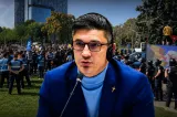 Lazarus, din mijlocul protestului fermierilor, atac dur la Ilie Bolojan: „Este preocupat cu dosarele, nu cu hrana românilor!”