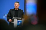 Schimbare la vârful armatei ucrainene. Zelenski îl demite pe ministrul Apărării în pline provocări pe front - PRESĂ