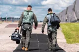 Piloții români care au doborât dronele, avansați în grad. Recunoaștere oficială pentru misiunile din România și Lituania