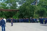 Protest la uzina mecanică Plopeni. Muncitorii cer să plece toți ”pensionarii angajați la birouri fără legătură cu activitatea”