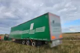 Tragedie pe DN6, între Timișoara și Lugoj. Un șofer de TIR a fost găsit fără viață după ce autotrenul a ieșit de pe șosea