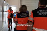 Adolescentă de 17 ani din Suceava, transportată la spital după ce s-a aruncat pe geam. Fata fusese luată de părinți de la o petrecere cu alcool