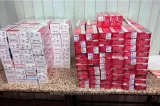 Captură uriașă pe Aeroportul Otopeni. Peste 120.000 de țigarete de contrabandă, descoperite în bagajele a patru pasageri