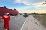 Tragedie pe DN 67: Un bărbat de 33 de ani a murit într-un accident cu un TIR, în Vâlcea