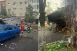 Furtună puternică în Sibiu.Vântul a smuls acoperișul unui bloc și l-a aruncat peste mai multe mașini-VIDEO