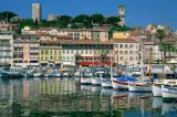 Două ambarcațiuni s-au ciocnit în golful Cannes. 10 persoane au fost rănite și una e dispărută