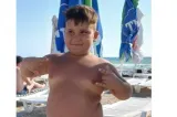 Copilul de 6 ani din Dâmbovița, dispărut de pe o plajă din Mamaia, a fost găsit. Anunțul polițiștilor