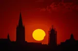 Românii au transformat eclipsa de Soare într-un adevărat concurs de fotografie: imagini spectaculoase din țară și din străinătate