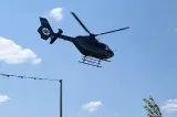 Elicopter aterizat fără acord într-un centru de echitație din Constanța. Aparatul ar fi venit să preia fiica unui om de afaceri