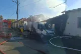 Incendiu violent în Arad: două garaje au fost cuprinse de flăcări. A fost emis mesaj RO Alert