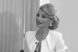 Doliu în televiziune. A murit Alina Mitrache, jurnalista care a prezentat ani la rând știrile pentru dobrogeni