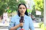 Noua tactică folosită de escroci pentru a goli conturile. Infractorii sună victima și pretind că sunt de la bancă