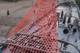Panglică agățată de firul de contact pe calea ferată din Timiș. O drezină a fost trimisă pentru intervenție