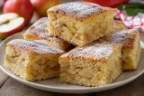 Prăjitură de post cu mere și scorțișoară. Rețeta simplă și pufoasă pe care trebuie să o încerci în Postul Adormirii Maicii Domnului