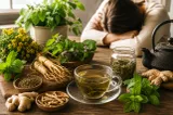 Cum îți revii după o noapte albă: remediile naturale care combat oboseala și susțin organismul