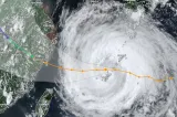 Alertă de călătorie de la MAE. Taifunul Dolphin va lovi puternic în perioada 7 - 12 august