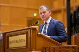 Valeriu Munteanu, deputat AUR: ”Averile demnitarilor și ale soților, soțiilor sau concubinilor trebuie să fie publice!”