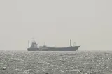 Petrolier lovit în Strâmtoarea Ormuz. SUA și Iran se contrazic public privind reluarea tratativelor de pace