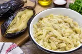 Secretul vinetelor albe după coacere. Trucul simplu care previne oxidarea: orice gospodină trebuie să-l știe