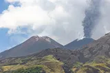 Etna a erupt din nou: restricții pe aeroportul din Catania, zboruri deviate