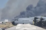 Avion militar F-4 Phantom, prăbușit în timpul unui show aviatic din Grecia. Soarta celor doi piloți, necunoscută