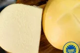 O brânză românească a primit protecția UE. Produsul tradițional care a ajuns pe lista delicateselor europene