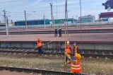Tragedie pe calea ferată în Buzău. Un electromecanic a murit în timpul lucrărilor la linia de contact