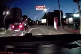 Imagini șocante la Iași. Femeie lovită în plin pe trecerea de pietoni de o mașină | VIDEO