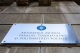 Platforma pentru angajarea muncitorilor străini, afectată de decizia instanței. Ministerul Muncii anunță că va ataca hotărârea