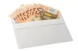 Doi profesori de la Centrul Universitar Pitești, reținuți pentru luare de mită: suma cerută studenților pentru a promova examenele