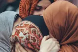Lovitură pentru tații poligami care cereau reîntregirea familiei în UE. CEDO a decis într-un caz cu 3 soții și 13 copii