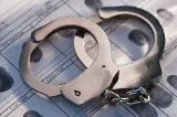 Bărbat arestat preventiv după ce a agresat sexual două minore de 10 și 14 ani: incident șocant în Sectorul 5