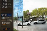 Francezii bat drumul până în Andorra pentru carburant ieftin. Cât costă un plin față de Franța