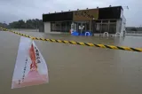 Taifunul Dujuan se apropie de Japonia. 275 de zboruri anulate, iar peste 1,6 milioane de oameni au fost avertizați