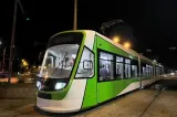 Accident grav în București. Un cetățean străin de 31 de ani a fost lovit de tramvai în timp ce traversa strada
