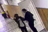 Profesoara înjunghiată de un elev în Bistrița, pe masa de operație! Copilul rănit, externat, iar agresorul, transferat la Psihiatrie