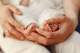 Doi gemeni de 5 luni, răpiți și ținuți 24 de zile într-o mașină. Minciuna șocantă cu care mama a fost păcălită