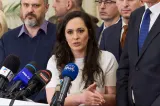 Deputată USR, comentariu șocant redistribuit pe un grup de WhatsApp al Parlamentului. Reacția PSD: „Un mesaj grobian, o jignire la adresa oricui”