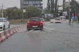 Constanța, lovită de ploile torențiale. Cod Roșu de vreme severă în patru localități. Al doilea mesaj RO-Alert, emis -VIDEO