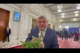 Ninel Peia a adus agheasmă, tămâie și busuioc în Parlament. Senatorul, decis să alunge „duhurile negre, useriste și bolojeniste”