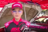 Tudor are doar 13 ani, dar se bate la drift cu campionii țării. Nu contează înălțimea, ci istețimea