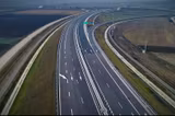 Bărbat din Argeș, amendat după ce a mers pe jos pe breteaua autostrăzii A1
