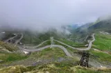 Deschiderea Transfăgărășanului se amână din cauza vremii. Meteorologii au emis un cod portocaliu de averse torențiale și vijelii 