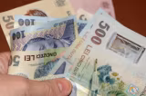 Cum se vor schimba salariile din sectorul public și când dispar o parte din sporuri