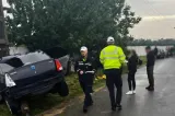 Sfârșit cumplit pentru un șofer din Prahova: mașina a intrat direct într-un stâlp