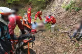 Un tânăr de 19 ani a murit după ce s-a prăbușit cu motocicleta într-o râpă, în timpul unei curse