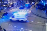 Accident grav în Câmpulung Moldovenesc. O ambulanță aflată în misiune a fost lovită într-o intersecție