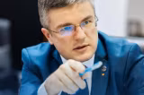 Ministrul Economiei: „Vom pierde fonduri UE dacă pleacă Bolojan!”