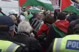 Protest masiv, zeci de mii de oameni pe străzi în Marea Britanie